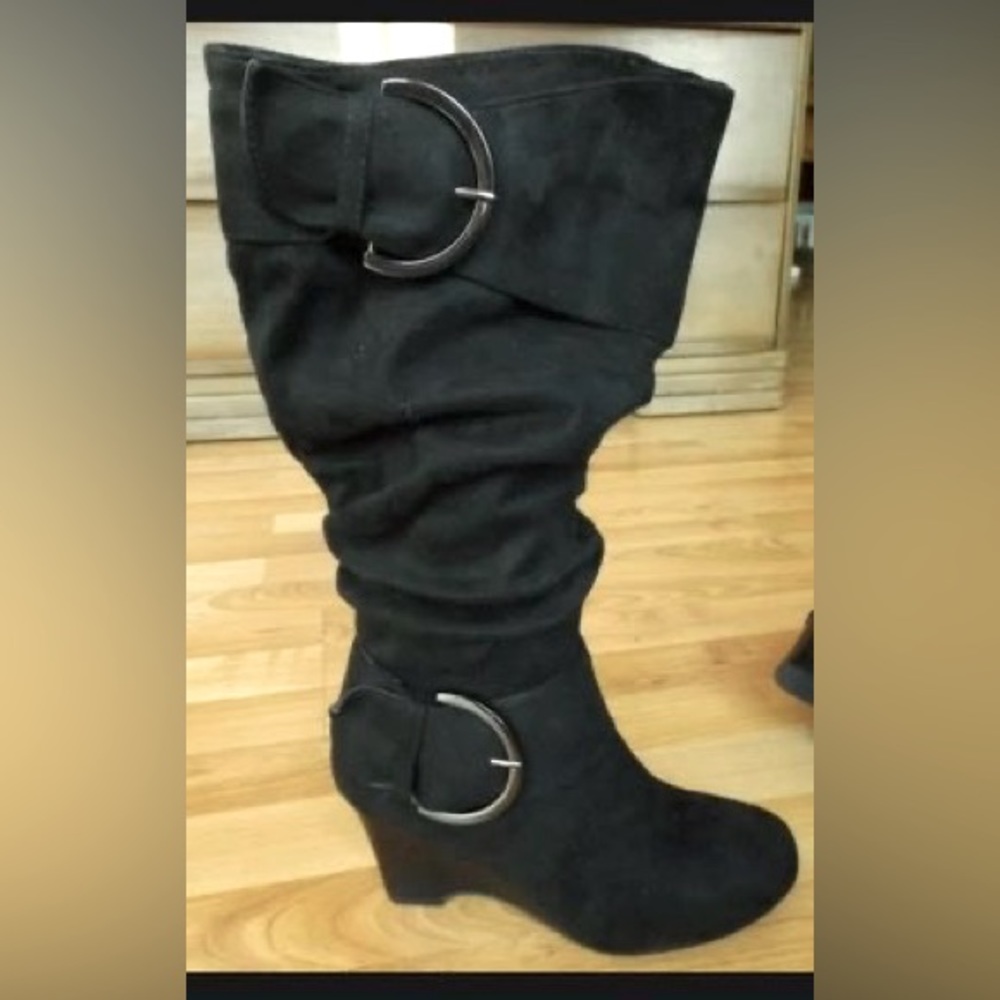 Black Wedge Slouch Boot - 8 Wide Calf